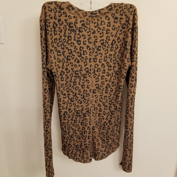 NEW FREE PEOPLE going places printed cardigan in Animal Print XL Stretch Snaps❣ - Picture 8 of 11